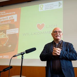 SONNTAGSBLATT, Gerd Neuhold