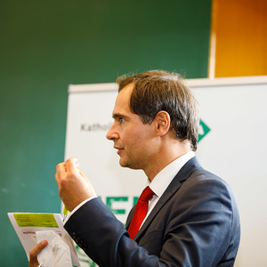 SONNTAGSBLATT, Gerd Neuhold